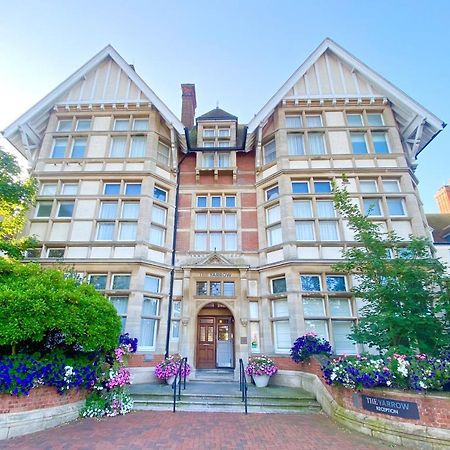 Yarrow Hotel Бродстейрс Экстерьер фото