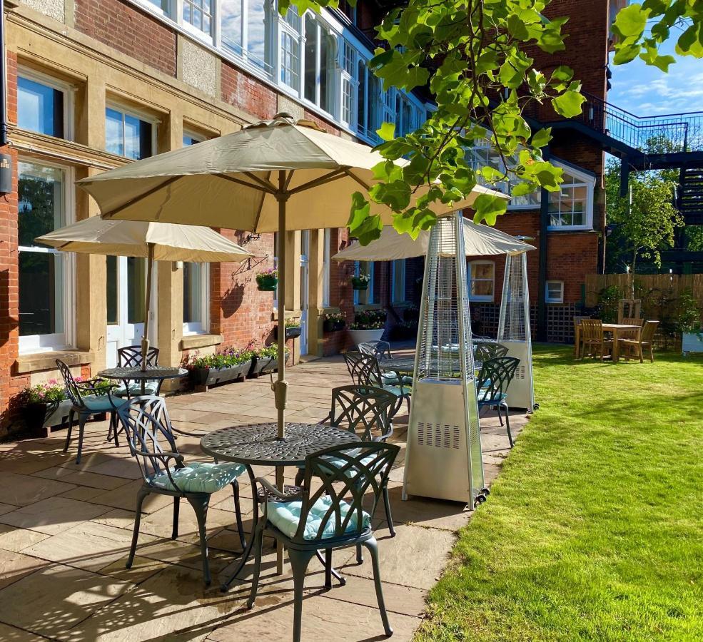Yarrow Hotel Бродстейрс Экстерьер фото