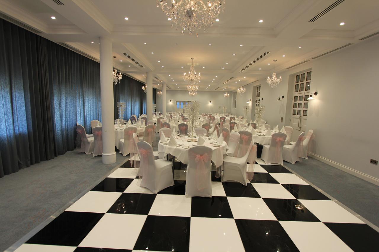 Yarrow Hotel Бродстейрс Экстерьер фото