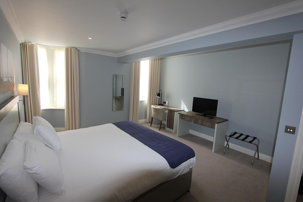 Yarrow Hotel Бродстейрс Экстерьер фото